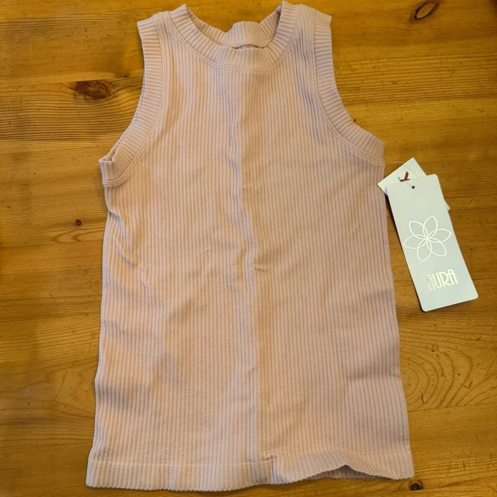 NWT AURA Ribbed tank women M/L - Picture 9 of 9